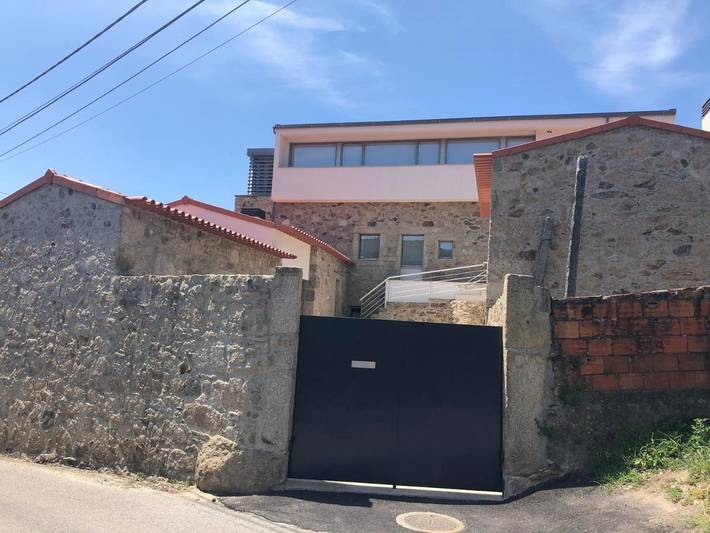 Location de vacances pour 5 personnes, avec jardin ainsi que vue et piscine dans Oliveira de Azeméis - 2