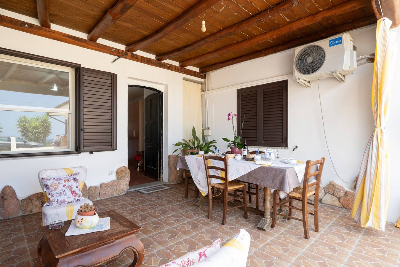 Room 'Vistamare2' with Sea View, Wi-Fi and Air Conditioning in Cardedu, Ogliastra Province
