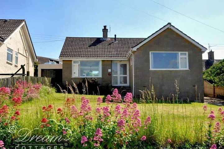 Cottage for 5 people, with garden in Burton Bradstock