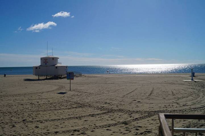 Gîte pour 5 personnes, avec terrasse dans Casino Du Canet En Rousillon