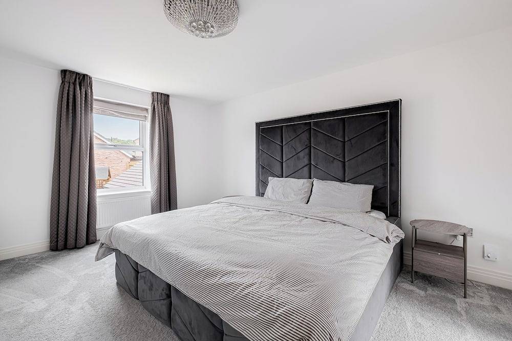 Premium Living Space in Rugby in Churchover, Warwickshire