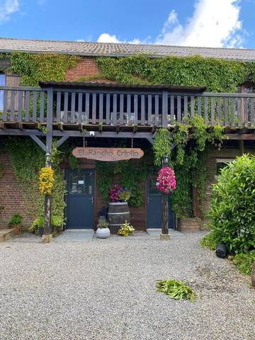 Cottage pour 2 personnes, avec jardin et vue, animaux acceptés à Maubert-Fontaine