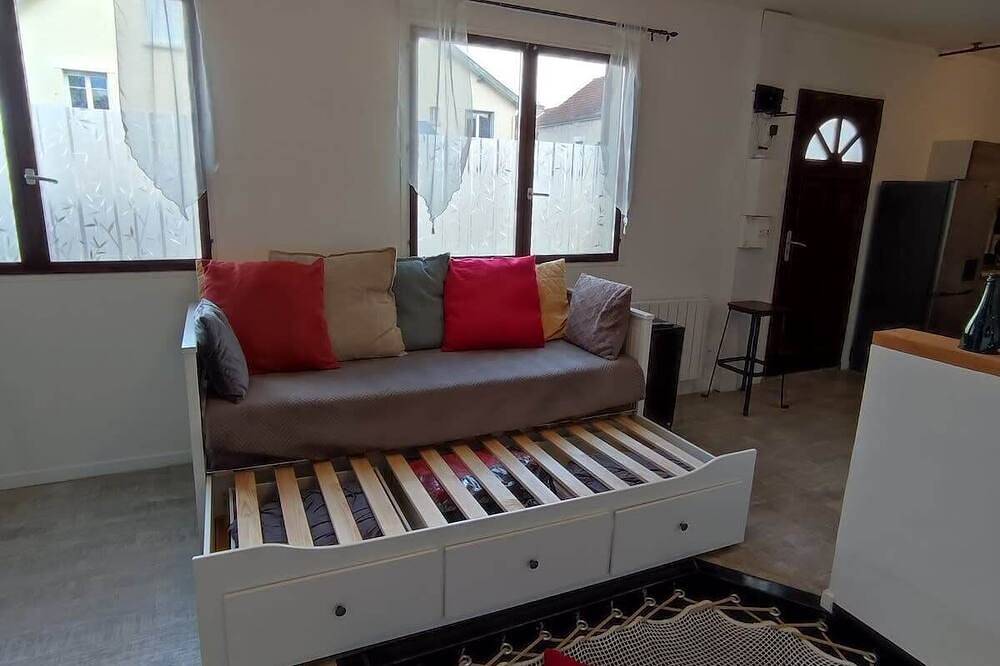 Apartamento entero, 71m2 Cellar in Champagne - Romantic / Special Occasion in Châlons-en-Champagne, Marne