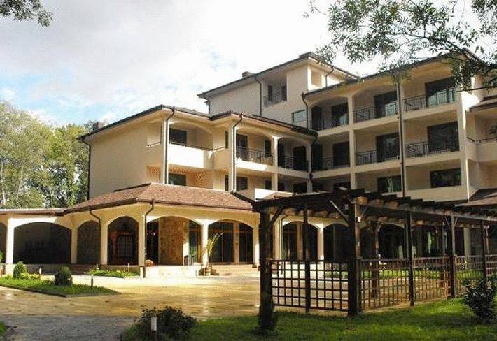 Hôtel pour 2 personnes, avec jacuzzi et sauna ainsi que balcon et jardin