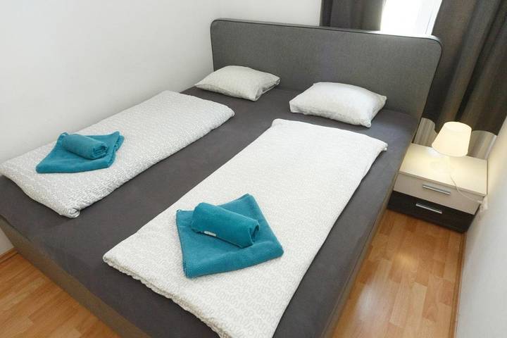 Apartamento de vacaciones para 2 personas, con vistas y jardín - 1