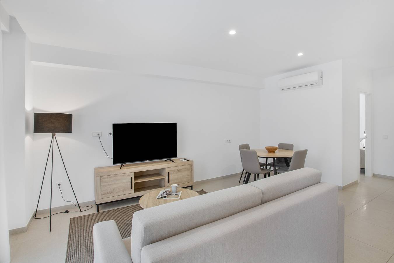 Apartamento entero, Apartamento Vacacional 'Obsidian Ático Tajinaste City' con Vistas al Mar, Wi-Fi y Aire Acondicionado in Centro-Ifara, Santa Cruz de Tenerife