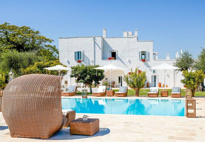 Villa per 16 persone, con terrazza e giardino in Polignano a Mare