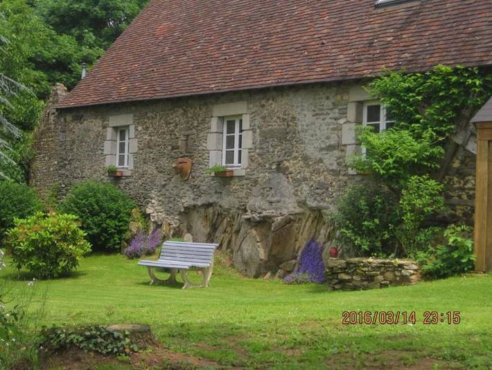 Gîte pour 6 personnes, avec terrasse, animaux acceptés à Moulins-le-Carbonnel