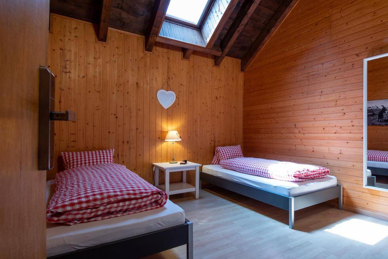 Standard Twin Room in Ernen, Goms