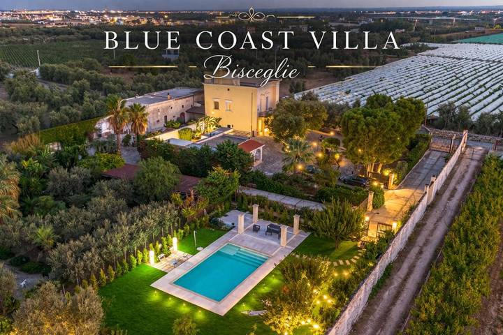 Villa per 10 persone, con Balcone e Idromassaggio nonché Giardino e Piscina a Bisceglie