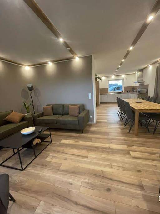 Ferienhaus für 12 Personen, mit Terrasse und Garten in Hürtgenwald - 4