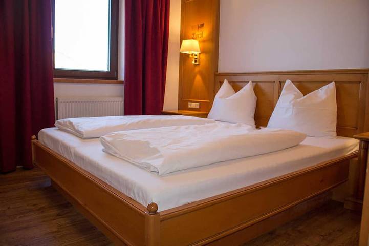 Ferienwohnung für 2 Personen, mit Garten und Pool sowie Balkon am Haldensee - 2