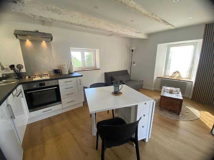 Location de vacances pour 2 personnes, avec terrasse à Moyrazès - 2