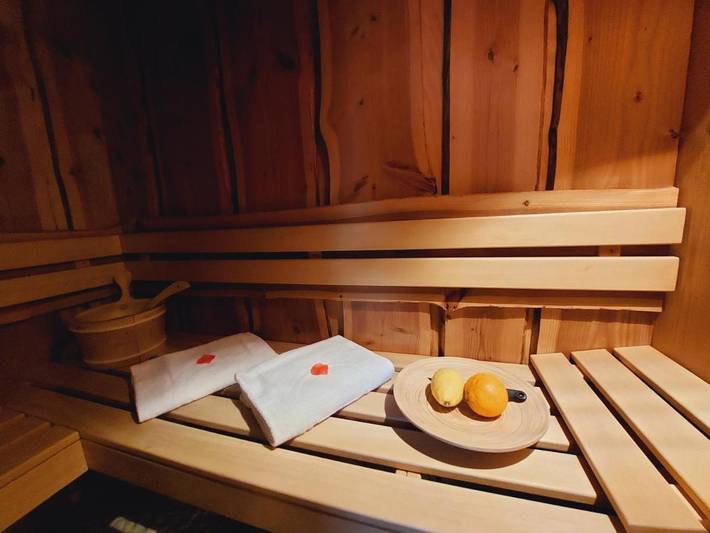 Hôtel pour 2 personnes, avec jacuzzi ainsi que sauna et piscine à Verviers - 3