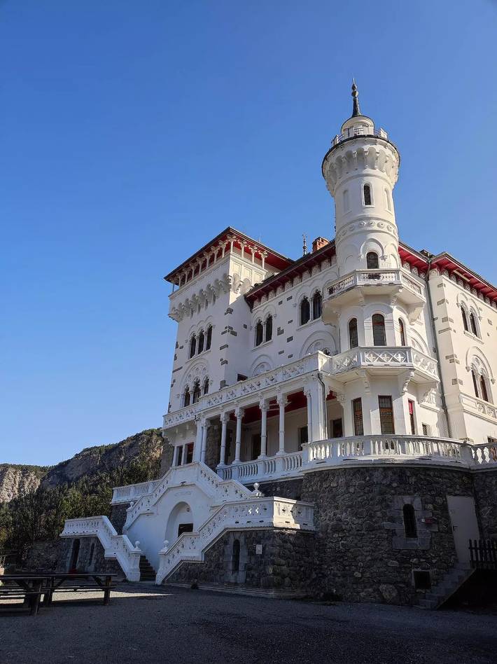 Location de vacances pour 8 personnes, avec balcon à Jausiers