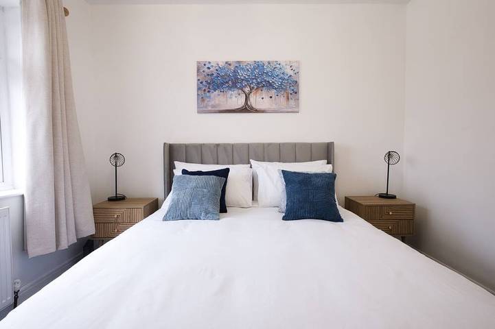 The Southfield Stay - Beautiful, Spacious, Modern Home in Westhoughton, Bolton