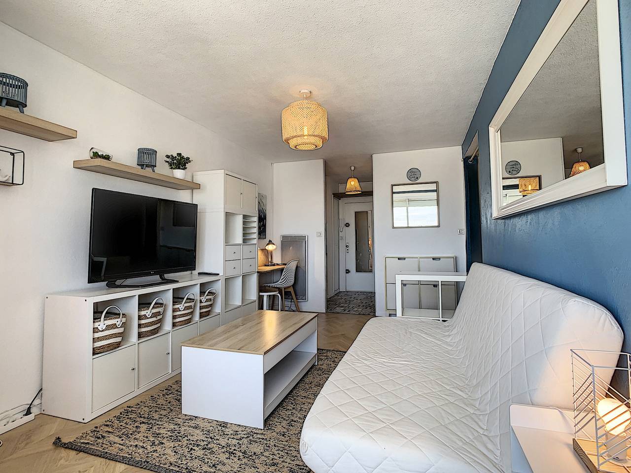 Estudio entero, Estudio Renovado Cerca de la Playa con Parking Privado in Mauguio, Côte d'Améthyste