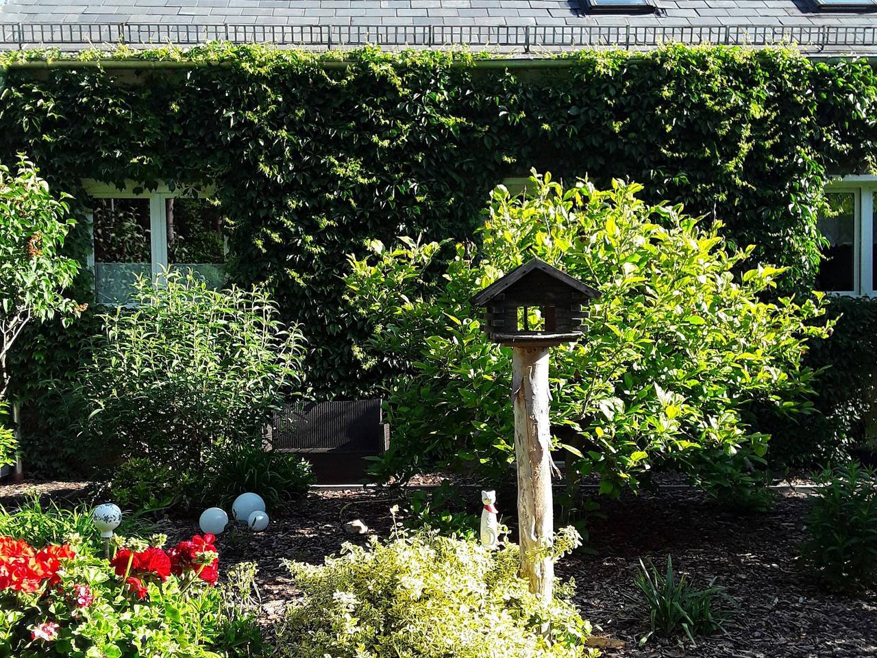 Ganze Wohnung, Ferienwohnung 'Wolf' mit privater Terrasse, Gemeinschaftsgarten und Wlan in Neuruppin, Ruppiner Seenland