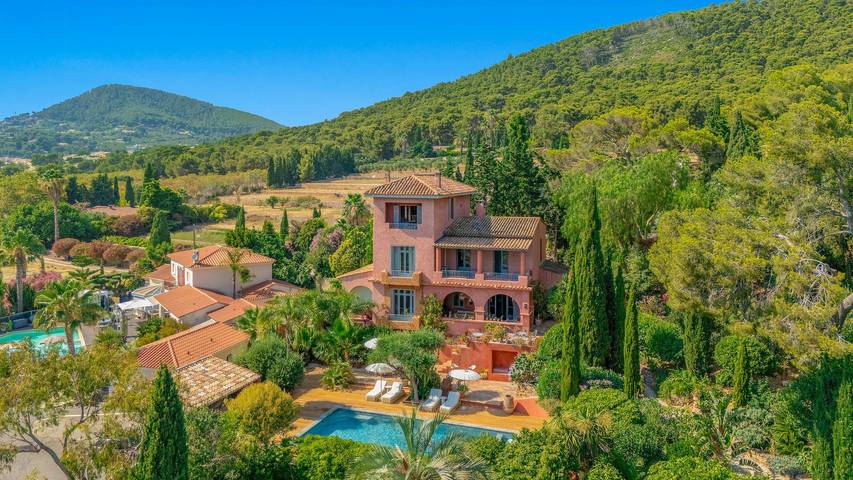 Maison de vacances pour 14 personnes à Carqueiranne