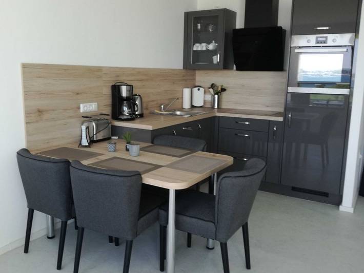 Ferienpark für 4 Personen, mit Balkon und Ausblick