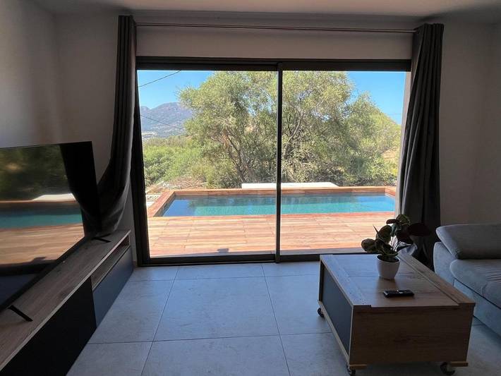 Villa pour 6 personnes, avec terrasse ainsi que vue et piscine à Corbara - 4