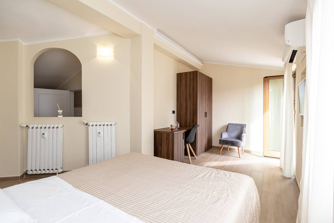 Entire holiday apartment, Scaligero Rooms Giulietta in Centro Storico di Verona, Verona