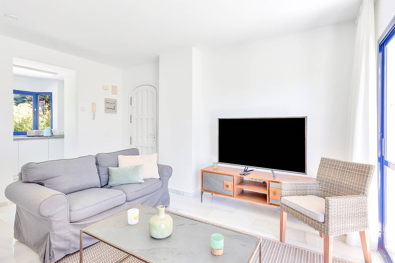Geheel appartement, Vakantieappartement voor 6 personen met tuin in Playa Cabopino, Marbella