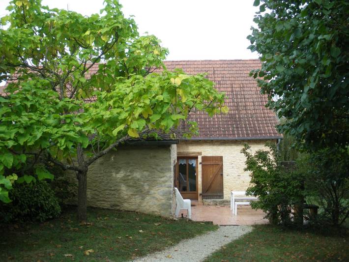 Gîte pour 4 personnes, avec piscine et jardin à Peyzac-le-Moustier - 2