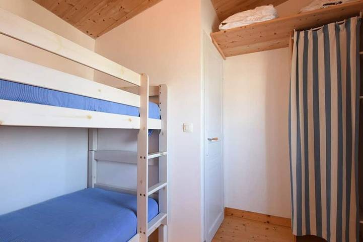 Charming Village House with Garden near Beach - 2Br, Modern Amenities, BBQ & Parking in Saint-Clément-des-Baleines, La Rochelle region