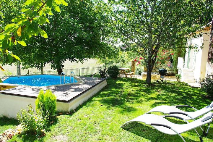 Gîte pour 6 personnes, avec jardin - 1