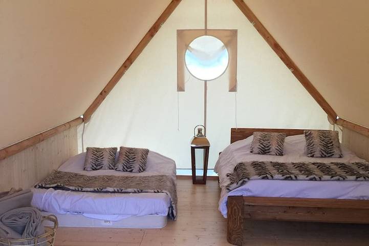 Gîte pour 4 personnes, avec piscine à Vignieu - 3