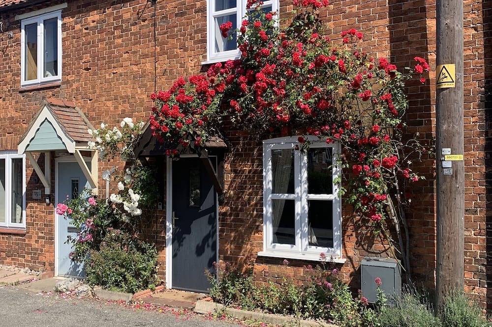 North Norfolk Coastal Cottage in the beautiful village of Snettisham in Snettisham, Norfolk Coast