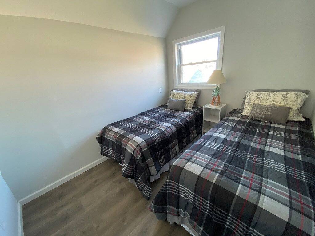 Charming 4bedroom 2nd Floor Beach House - 1.5 blocks to the beach in Long Branch, Monmouth County