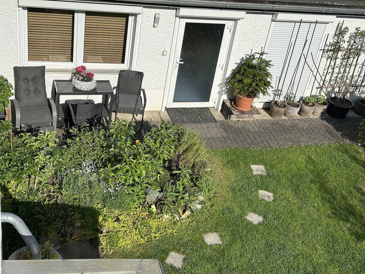 Bungalow „Sonnennest“ mit Gemeinschaftspool, Wlan und Klimaanlage in Marzahn - Hellersdorf, Berlin