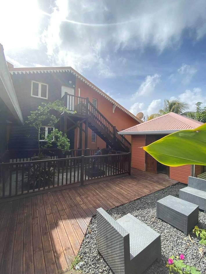 Apartamento de vacaciones para 4 personas, con terraza y jardín - 1