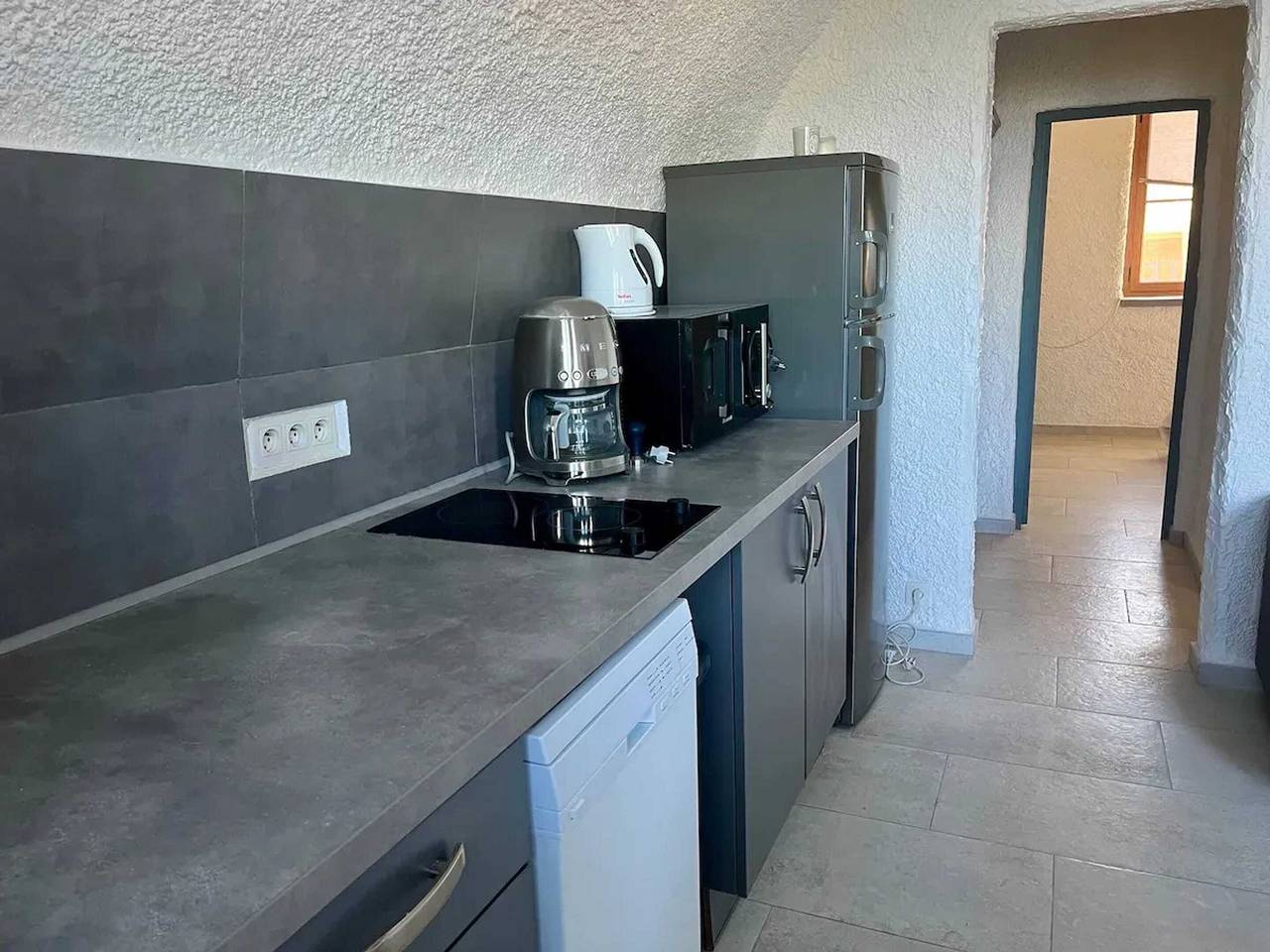 Ganze Wohnung, Gemütliches Appartement mit Blick auf den Hafen in Santa-Reparata-di-Balagna, Calvi und Umgebung