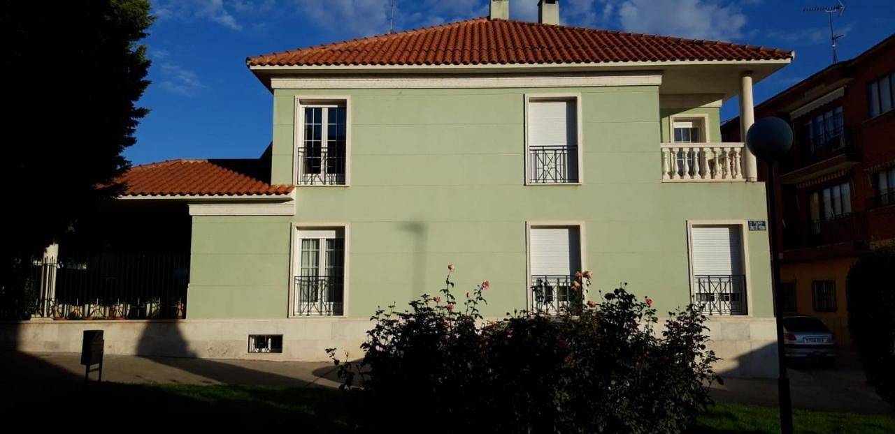 Six-Bedroom House in Tordesillas, Provincia de Valladolid