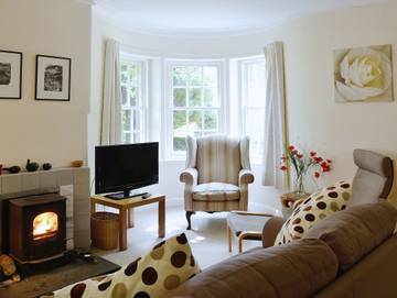 Vacation Rental for 4 Guests in Angus, Scotland, Picture 1