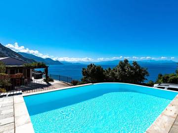 Location de vacances pour 6 personnes, avec balcon et piscine à Canari