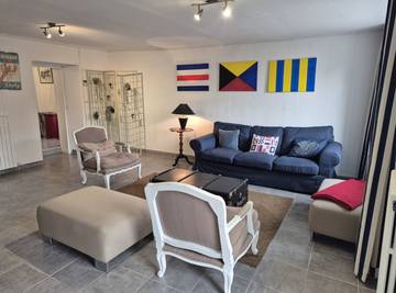 Gîte pour 8 personnes, avec terrasse à Ploudalmézeau