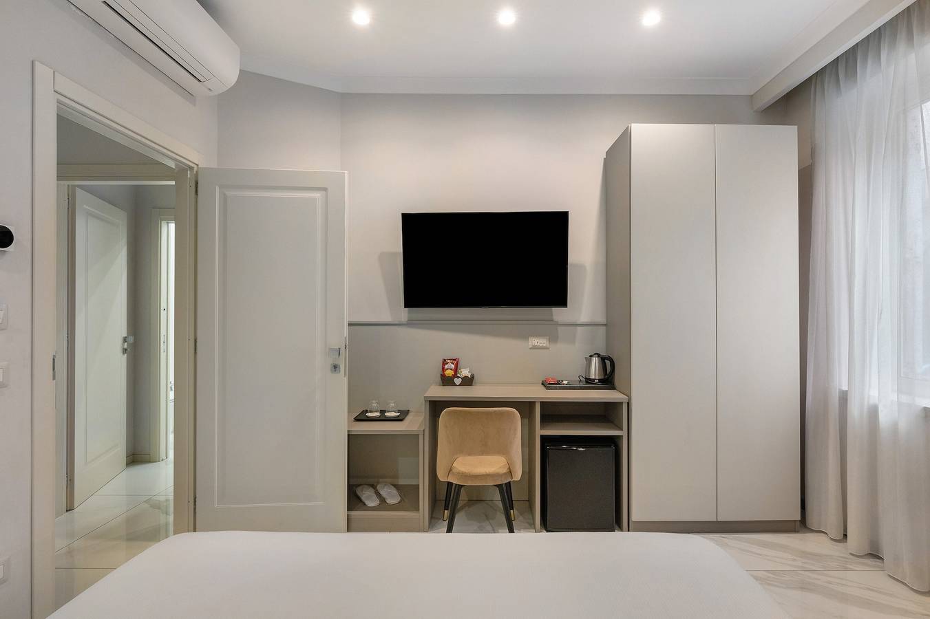 Zimmer mit privatem Pool, Wlan und Klimaanlage in Neapel, Neapel Provinz