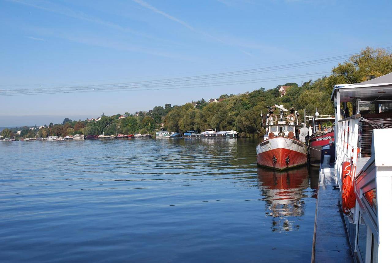 Appartement entier, Péniche sur la Seine avec terrasse 6 pers - Ja-De in Herblay-sur-Seine, Val-d'Oise