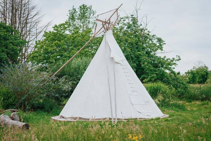 Tente pour 5 personnes, avec jardin ainsi que vue et terrasse dans Saône-et-Loire - 3