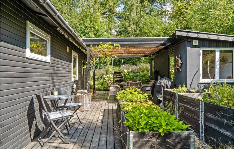 Ferienhaus für 3 Personen mit Terrasse in Ølsted, Hovedstaden