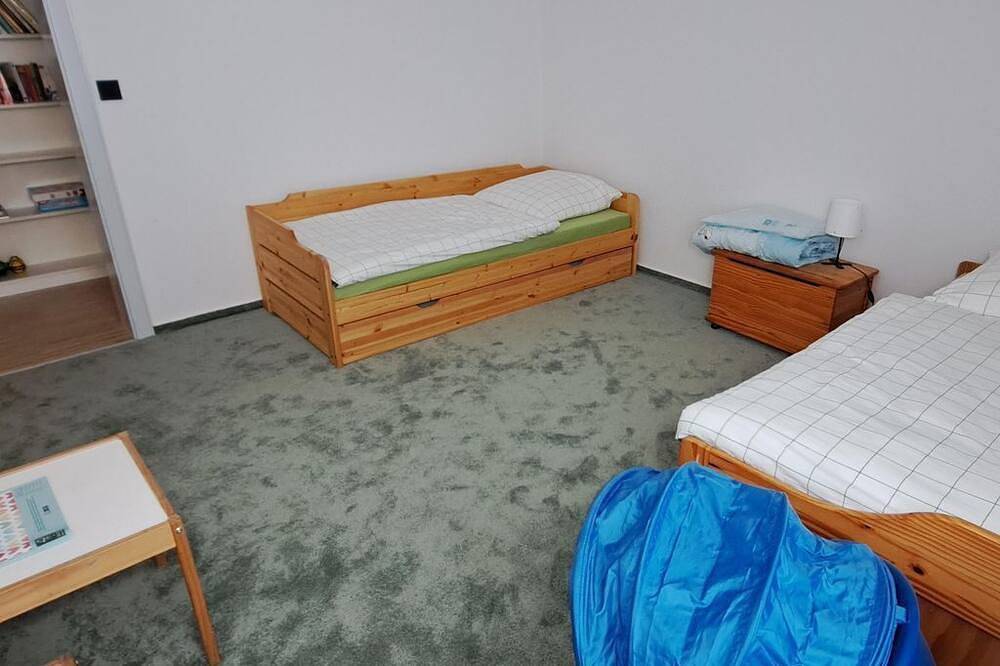 Ganze Wohnung, Ferienwohnung Ilona - Appartement/Fewo, Dusche, Wc, 2 Schlafräume in Erfweiler, Landkreis Südwestpfalz