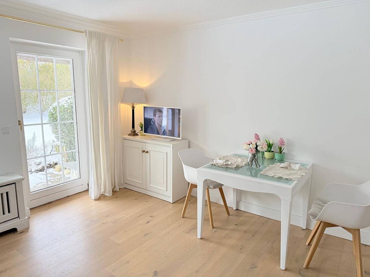 Ganze Wohnung, Ferienwohnung Reethüüs in Keitum auf Sylt unter Reet mit Terrasse & Strandkorb in Keitum, Sylt (Gemeinde)