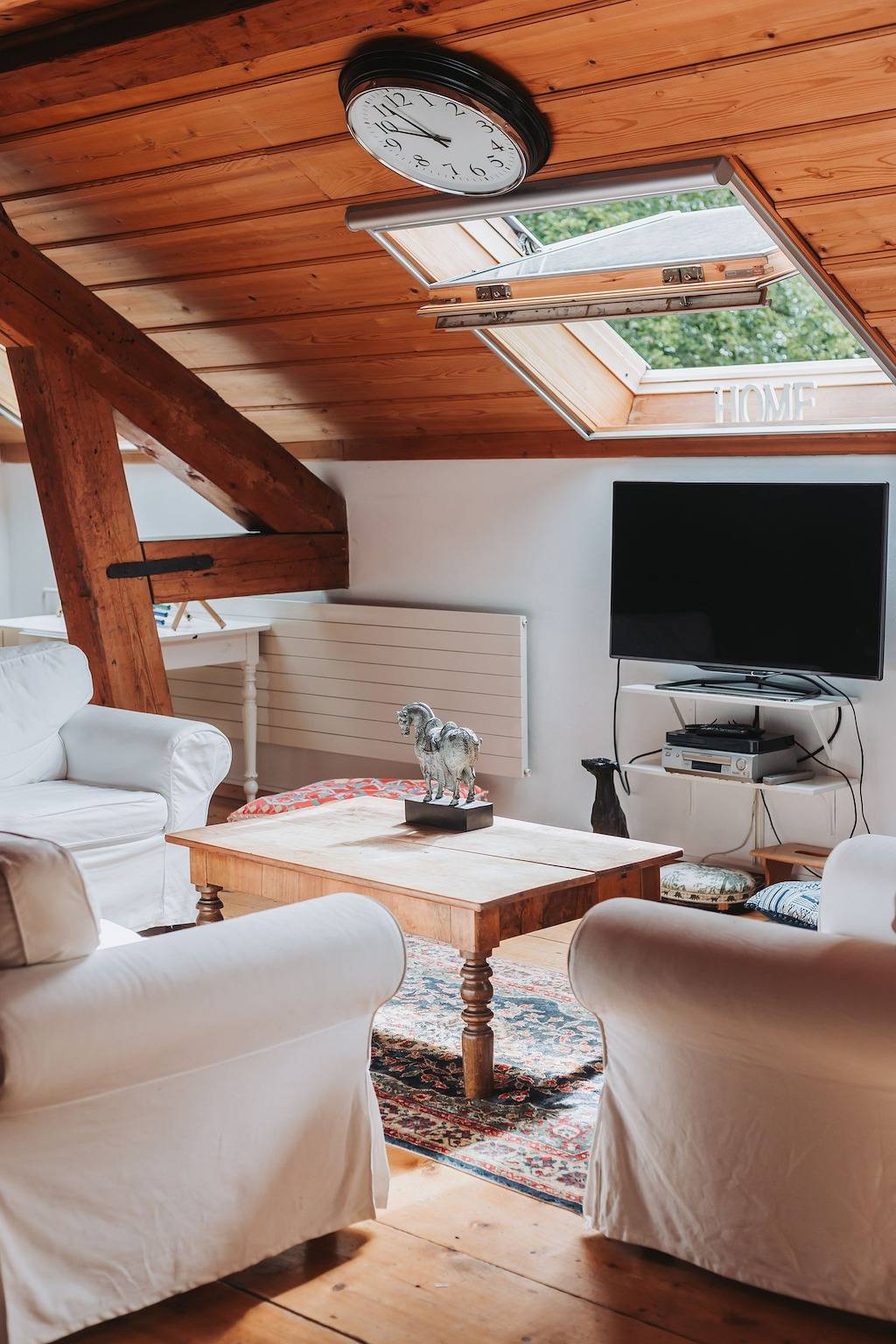 Maison Suchard in Couvet in Val-de-Travers, Three-Lakes