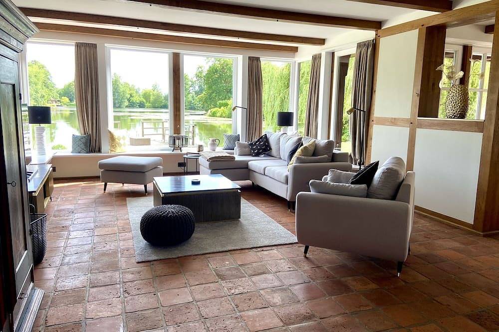 Ganze Wohnung, Landhaus Lotten - Traumhaftes Idyll am See zwischen Elbe und Lüneburger Heide in Winsen (Luhe), Landkreis Harburg