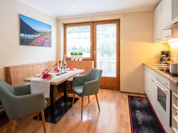 Ferienwohnung für 2 Personen, mit Balkon und Garten sowie Sauna in See - 2