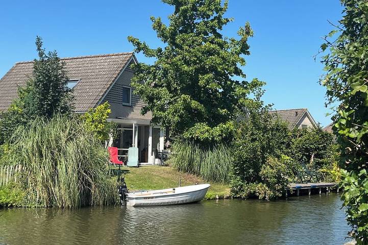Ferienhaus für 5 Personen, mit Terrasse und Garten sowie Pool